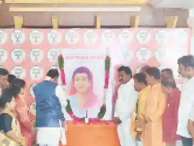 BJP OBC Morcha commemorates the birth anniversary of Savitribai Phule