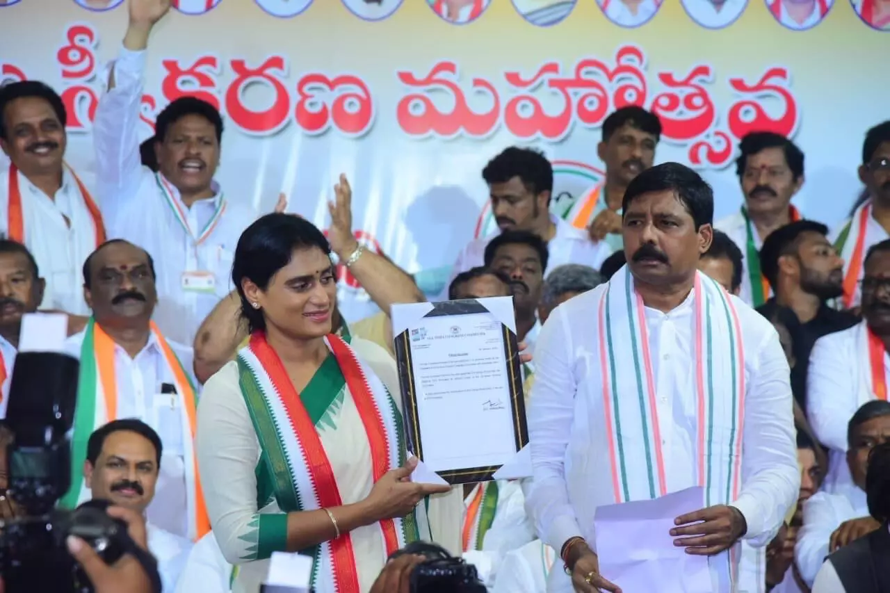 Congress to contest 175 Assembly and 25 MP seats in Andhra Pradesh, Sharmila responds to Sajjala