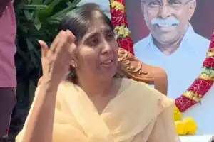 Congress to witness collaboration between Sunita, daughter of YS Vivekananda Reddy, and Sharmila, sister of Jagan