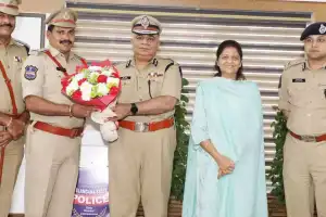Cops receive congratulations from DGP Ravi Gupta