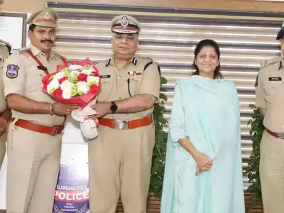 Cops receive congratulations from DGP Ravi Gupta