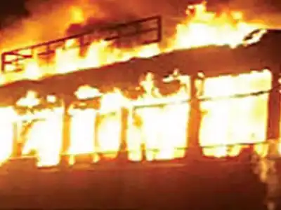 Fire destroys two RTC buses in Hyderabad