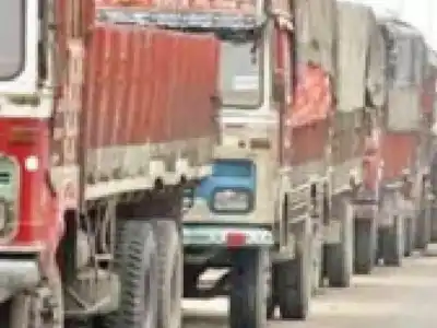 Heavy vehicles banned during peak and early morning hours