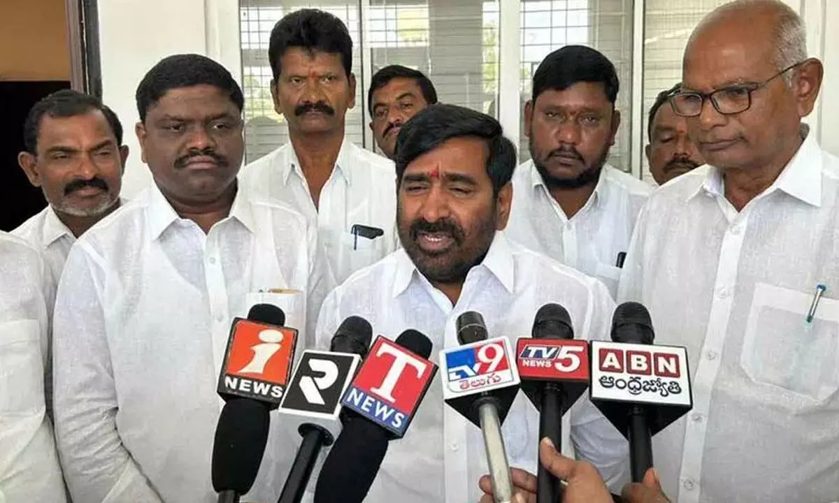 Jagdish Reddy accuses Cong of failing to fulfill poll promises while criticizing BRS