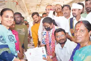 KCR’s Family Plunders Telangana