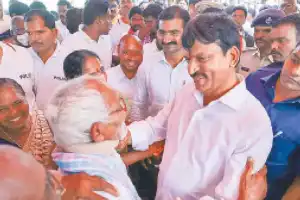 Khammam: Ponguleti Srinivas Reddy gets emotional while recalling harassment by BRS government