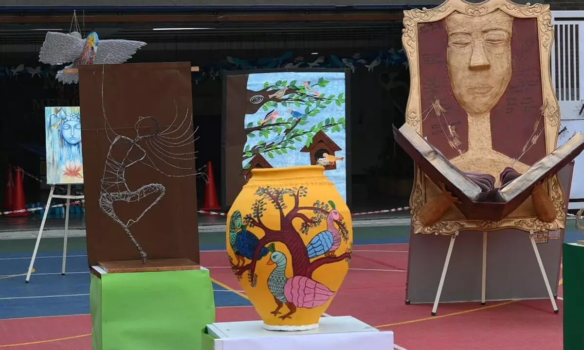 Meru Antaragni: An Impressive Art Exhibition with a Honorable Purpose