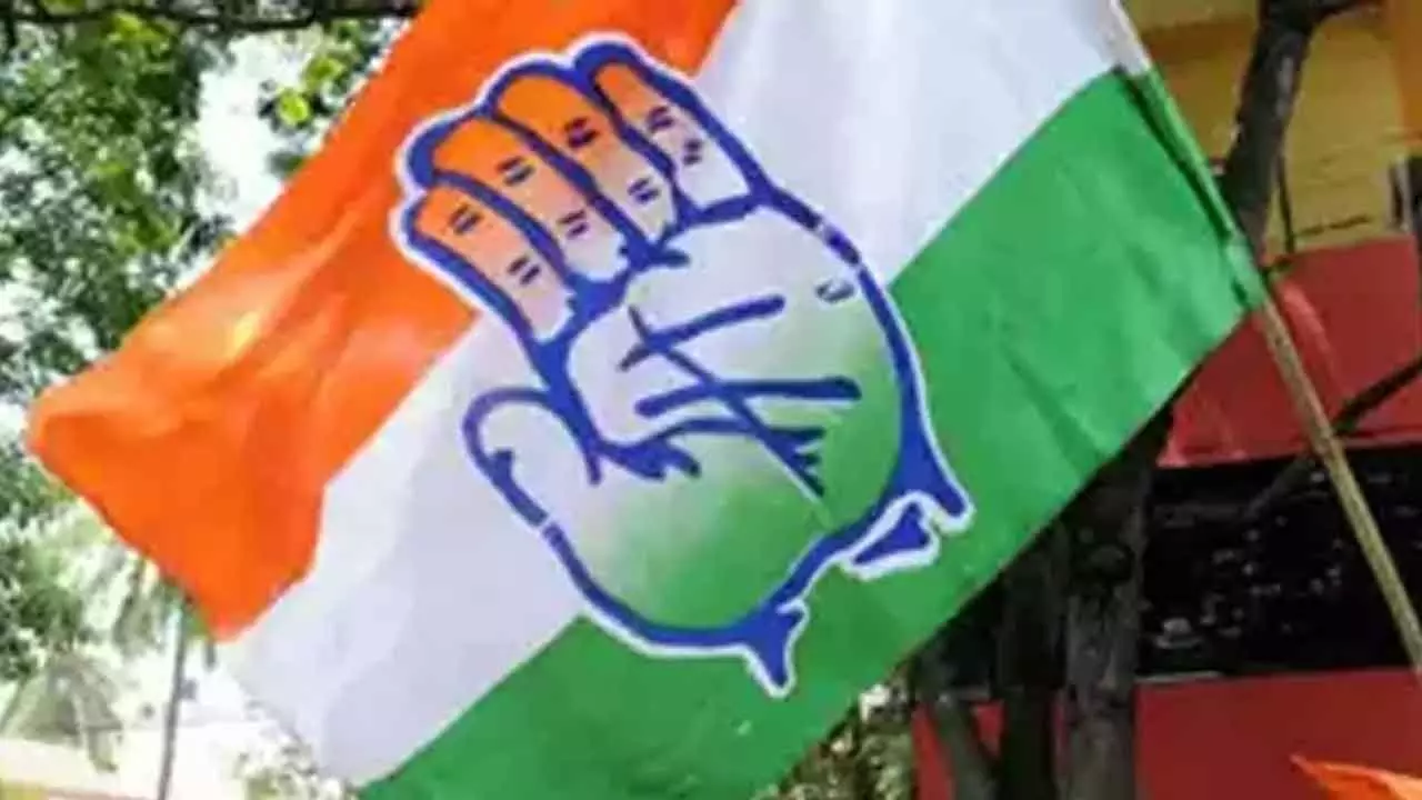 Ministers advise Congress workers not to bring flowers or shawls for New Year wishes