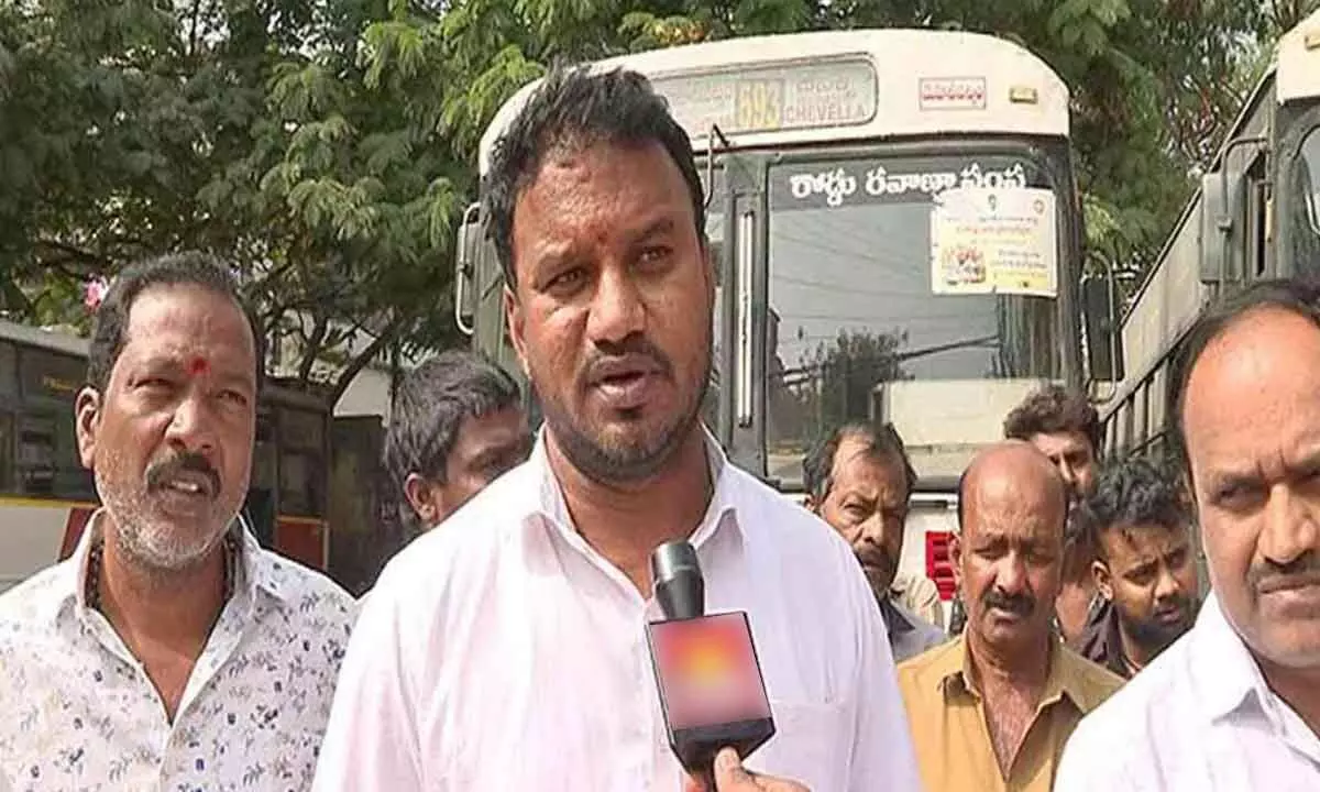 Owners of TSRTC rental buses to stage protest against government on January 5