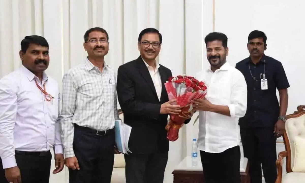 Revanth Reddy urges SCR to create plans for Vikarabad-Krishna railway line