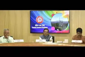 Safety of train operations under review at SCR meeting