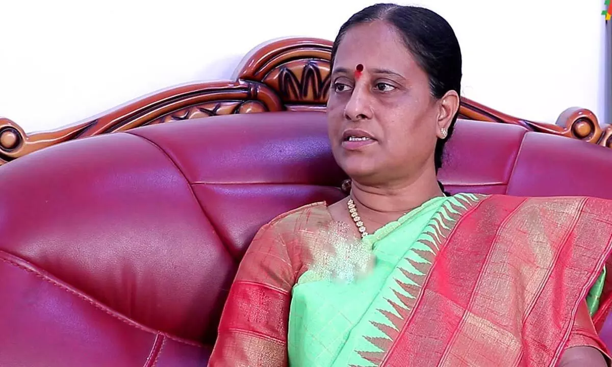 Surekha criticizes KTR’s comments about the Congress government
