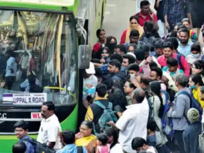 TSRTC Implements Measures to Manage High Passenger Demand during Sankranti