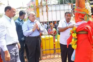 DGP Ravi Gupta makes a visit to Sammakka Saralamma Jatara