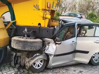 Fatal Car Crash in Nalgonda Leaves One Dead, Four Injured