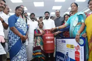 Gas cylinder and power schemes launched by Congress government