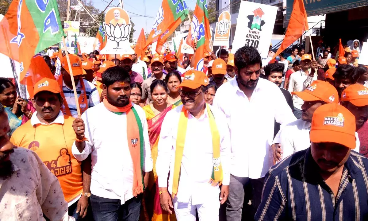 Good response for BJP leader Malka Komuraiah’s Jana Chaitanya Yatra