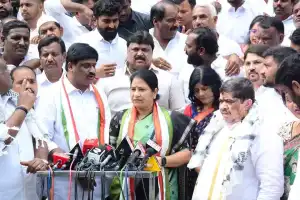 Hyderabad Deputy Mayor and her spouse switch to Congress party
