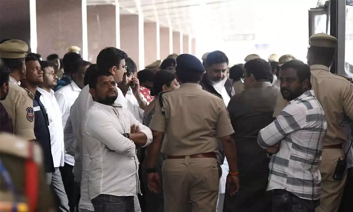 Jharkhand Mukti Morcha (JMM) MLAs reach Hyderabad prior to the floor test scheduled for February 5