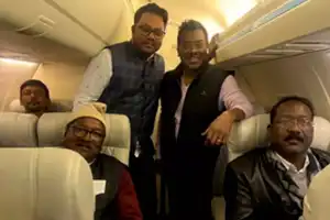 MLAs from Jharkhand reach Hyderabad, proceed to Shameerpet