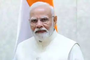 PM Modi Claims Congress Continues to Embrace Colonial Mentality After Independence