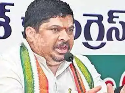 Ponnam accuses Bandi Sanjay of selling wife’s mangalsutra to fund Lok Sabha campaign