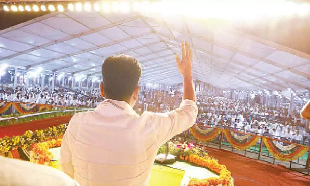 Revanth presents ‘zero bill’ to BRS in LS elections