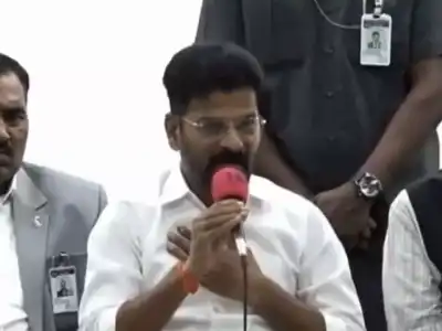 Revanth Reddy accuses BRS of blaming Congress party for its failures