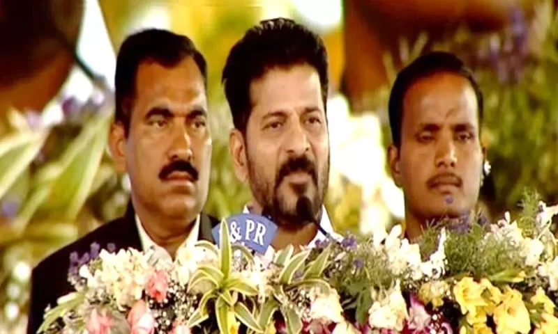 Revanth Reddy Distributes Appointment Letters to Constables and Promises Recruitment of 200,000 Jobs