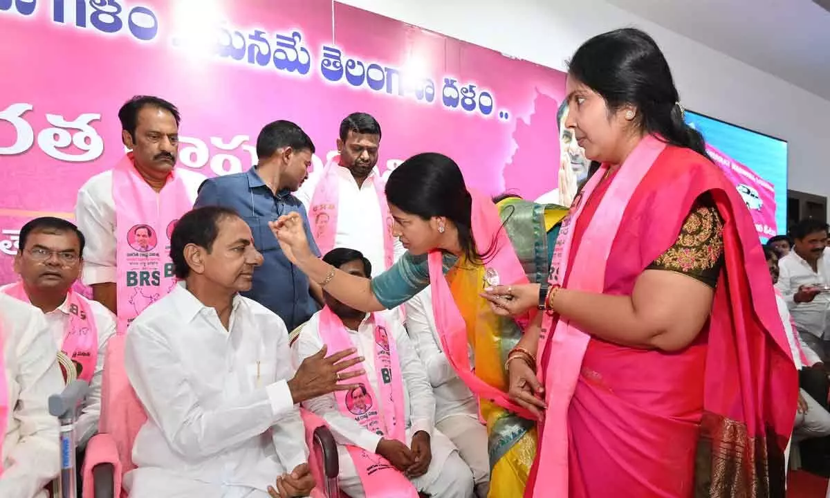 Revanth warned by KCR: ‘Bachcha’ cannot approach or party with me