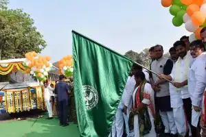 Telangana Introduces 100 Additional Buses to Facilitate Maha Lakshmi Initiative