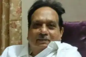 Telugu film producer V Mahesh passes away from heart attack