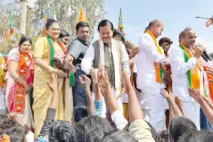 Union Minister criticizes BRS and Congress governance