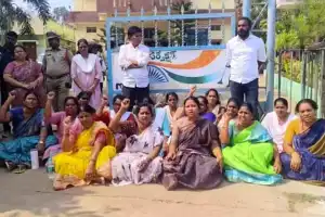 Yellandu Municipal Chairman successfully defends against no-confidence motion