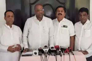 BRS MP Vadiraju Ravichandra alleges filing of baseless cases against Kavitha