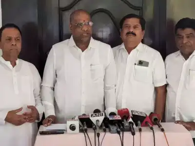 BRS MP Vadiraju Ravichandra alleges filing of baseless cases against Kavitha