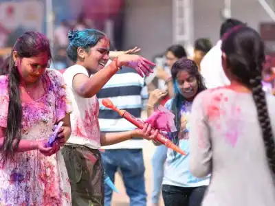 Celebrating Holi in Hyderabad: Locations and Traditions