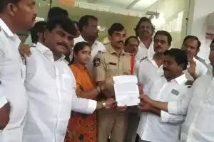 Cong leaders criticize KTR’s comments about Revanth