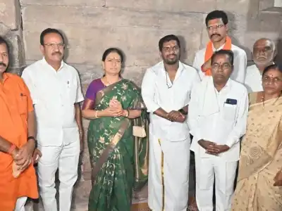 DK Aruna and Bharath Prasad visit Jogulamba Temples