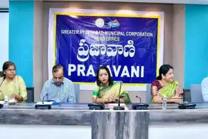 GHMC receives 334 complaints for redressal