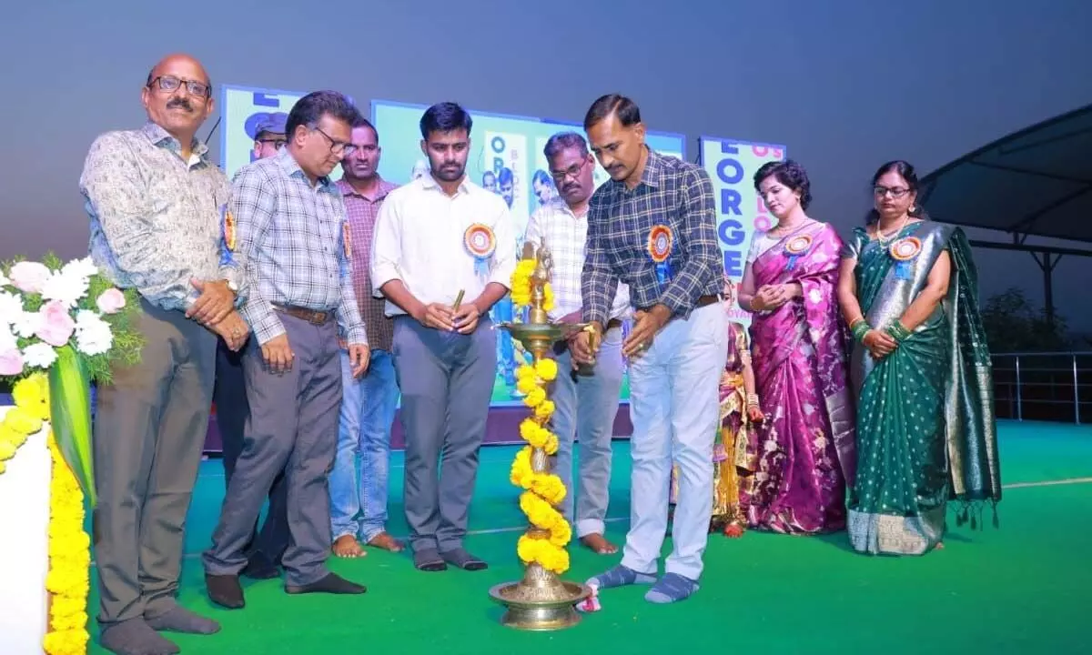 Graduation ceremony conducted in Karimnagar