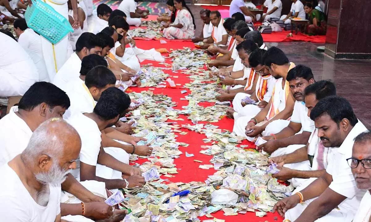 Hundi at Yadadri temple collects Rs 2.85cr in just over a month