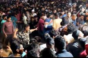 Chaos Ensues at Hyderabad Hotel Offering Free Haleem