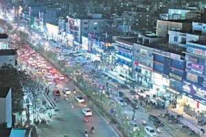 Dust Cloud hampers Tolichowki Road, Businesses Suffer during Peak Ramzan