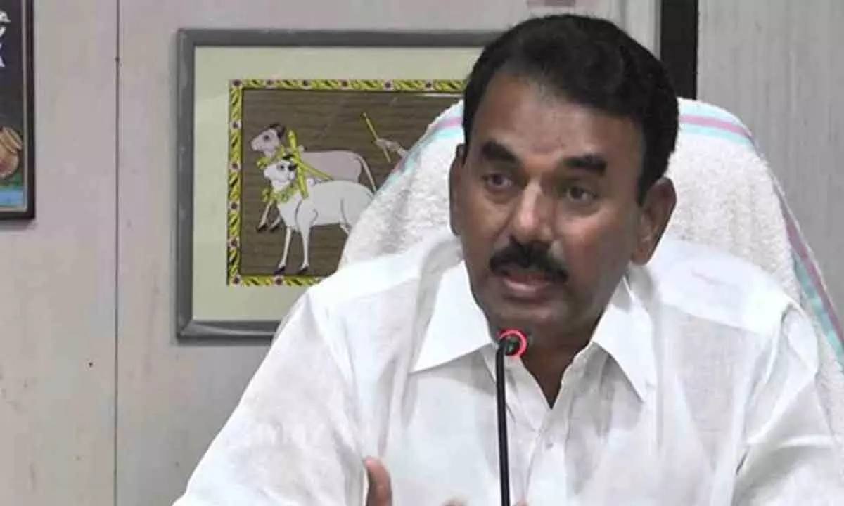 Jupally challenges Harish Rao to an open debate on farmers' issue