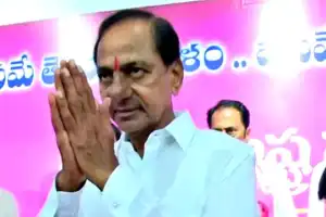 KCR meets with leaders from Karimnagar and Peddapalli to select Lok Sabha candidates