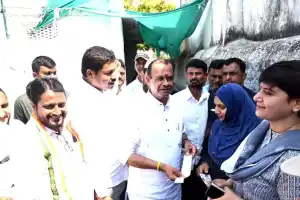Komatireddy embarks on a rapid tour of district