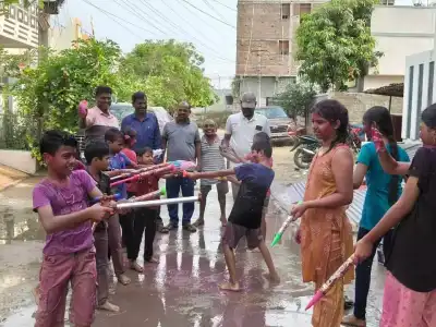 Mahabubnagar: Spreading happiness through art