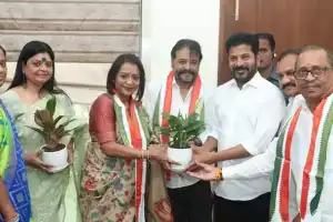 Mayor Vijayalakshmi of GHMC Joins Congress Party in the Presence of CM Revanth