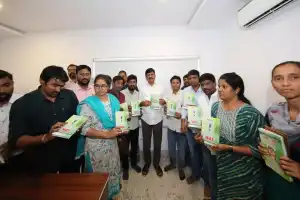 Minister of Information and Public Relations promises to provide housing for qualifying journalists in the city